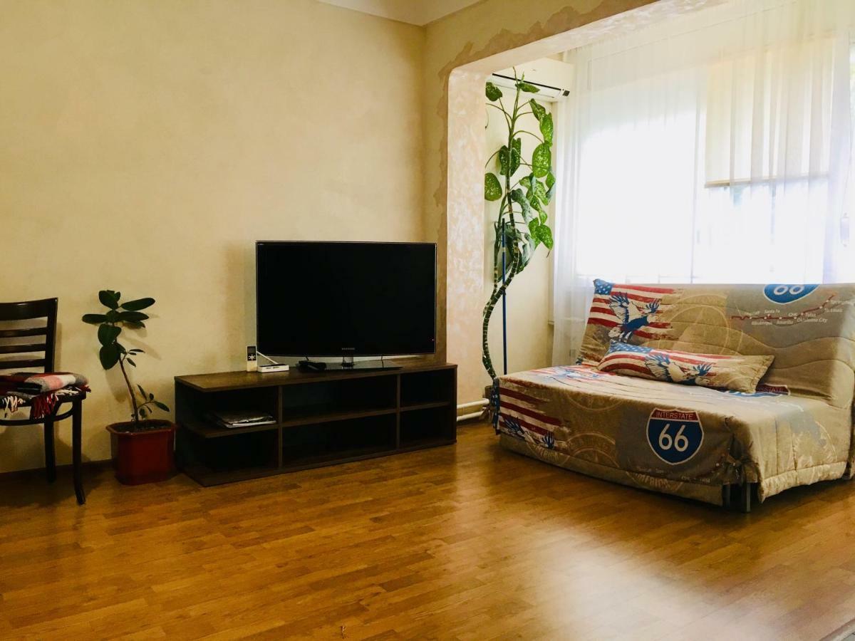 Appartement Peremohy Avenue 17 à Kiev Extérieur photo