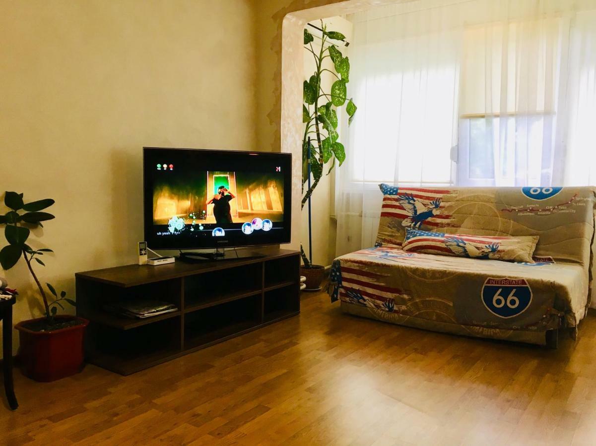 Appartement Peremohy Avenue 17 à Kiev Extérieur photo