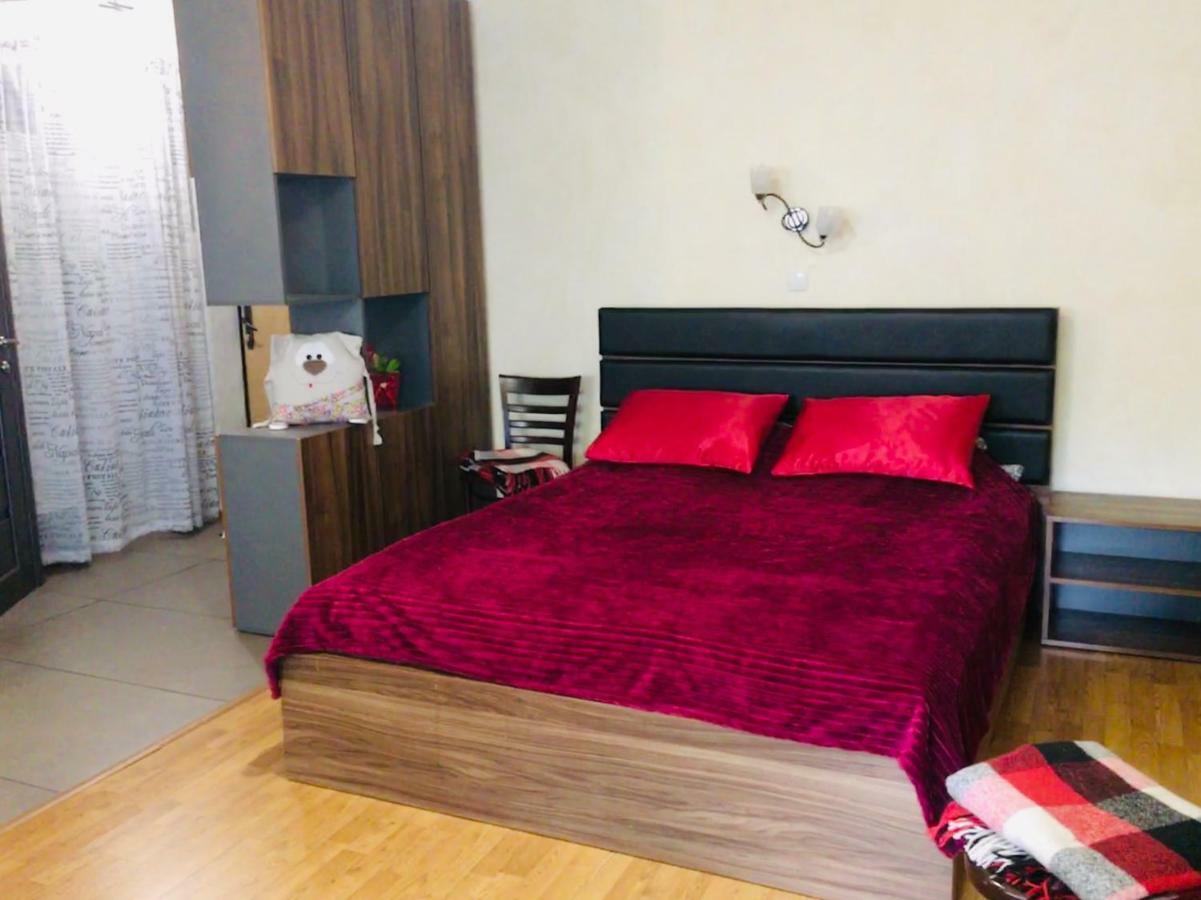 Appartement Peremohy Avenue 17 à Kiev Extérieur photo